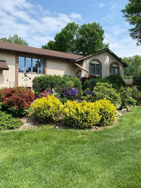 1764 Humboldt Ave, West Saint Paul, MN 55118