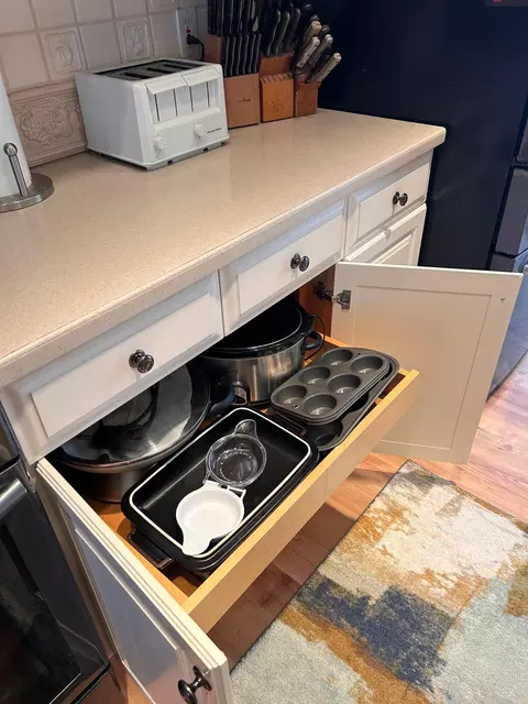 Kitchen - 503 Brook Ln, Saint Cloud, MN 56301 photo 7 of 8
