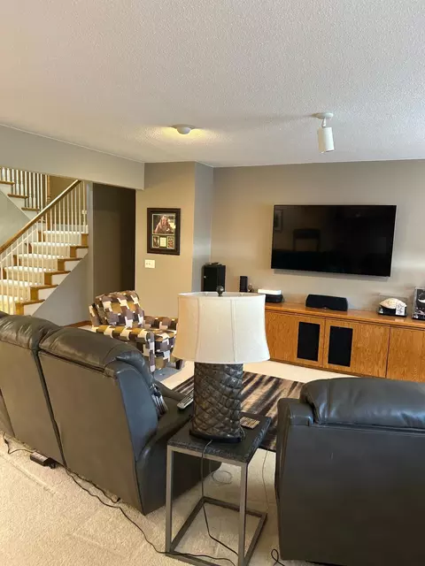 Living - 503 Brook Ln, Saint Cloud, MN 56301 photo 10 of 10