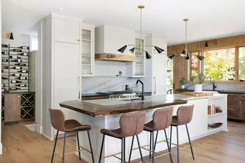 Kitchen - 175 Lakeview Ave, Tonka Bay, MN 55331 photo 4 of 8