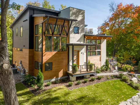 Exterior - 175 Lakeview Ave, Tonka Bay, MN 55331 photo 3 of 8