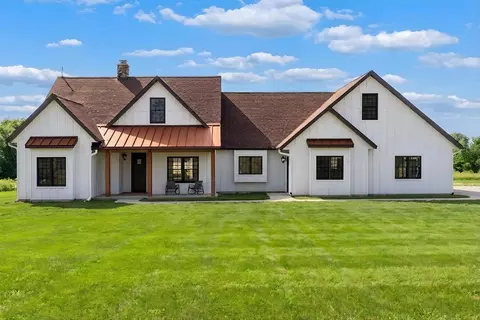 29921 40th Ave, Cadott, WI 54727