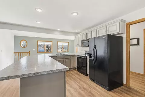 Kitchen - 509 Cottage Ave, Hendricks, MN 56136 photo 7 of 12