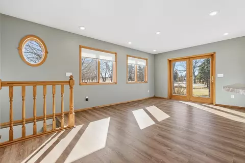 Living - 509 Cottage Ave, Hendricks, MN 56136 photo 11 of 14