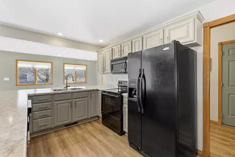 Kitchen - 509 Cottage Ave, Hendricks, MN 56136 photo 9 of 12