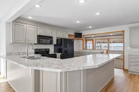 Kitchen - 509 Cottage Ave, Hendricks, MN 56136 photo 4 of 12