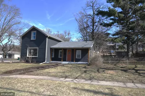 828 9th St, Hudson, WI 54016