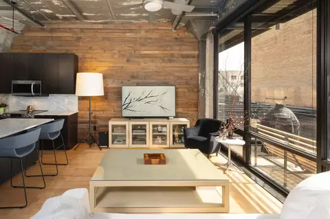 618 Washington Ave N #304, Minneapolis, MN 55401