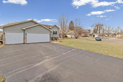 15270 Sodium St NW, Anoka, MN 55303