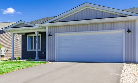 1338 Rose St, New Richmond, WI 54017