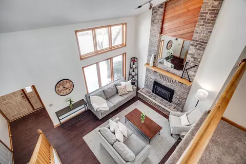 Living - 4222 Yorktown Dr, Eagan, MN 55123 photo 4 of 6