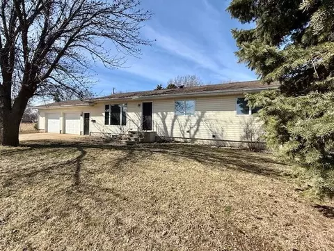 Exterior - 475 E Csah 10, Vesta, MN 56292 photo 5 of 6