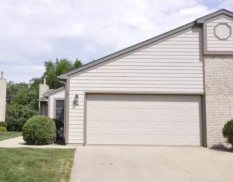 64 Conner Cir SW, Rochester, MN 55902