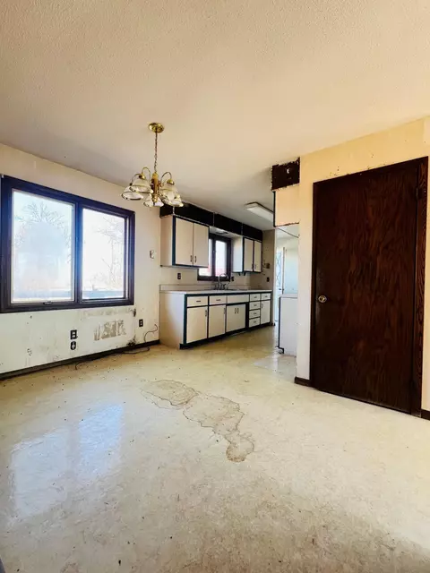 Kitchen - 6392 Us Highway 75, Wheaton, MN 56296 photo 2 of 2
