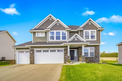 8422 60th St S, Cottage Grove, MN 55016