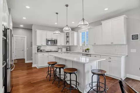 3915 Founders Path, Chaska, MN 55318 photo 9