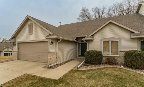 4804 Greenwood Ln NW, Rochester, MN 55901