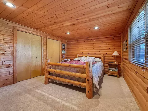Bedroom - 44711 Schoolcraft Trl, Laporte, MN 56461 photo 2 of 5