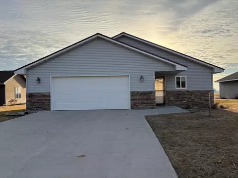 108 8th St S, Hoffman, MN 56339