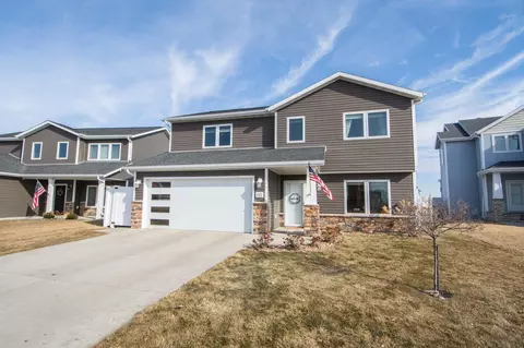 Exterior - 293 Redwood Dr, Mapleton, ND 58059 photo 2 of 9