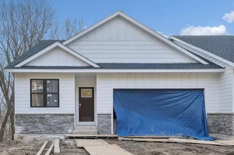20383 Excelsior Blvd, Excelsior, MN 55331
