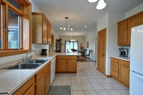 Kitchen - n5020 Red Pine Tr, Spooner, WI 54801 photo 4 of 4