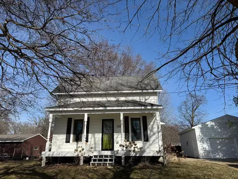 2325 NE Saint Paul Rd, Owatonna, MN 55060