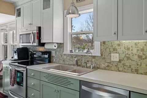 Kitchen - 1120 8th Ave N, Saint Cloud, MN 56303 photo 3 of 4