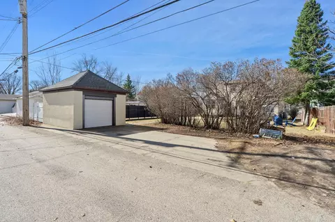 Exterior - 1120 8th Ave N, Saint Cloud, MN 56303 photo 4 of 11