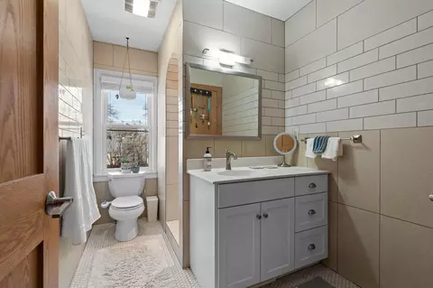 Bath - 1120 8th Ave N, Saint Cloud, MN 56303 photo 1 of 7