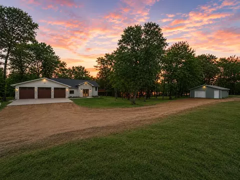 20482 Lord Rd, Merrifield, MN 56465