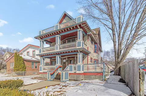 1363 Grand Ave, Saint Paul, MN 55105