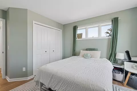 Bedroom - 6615 Bluestem Way, Excelsior, MN 55331 photo 5 of 5