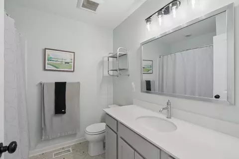 Bath - 6615 Bluestem Way, Excelsior, MN 55331 photo 3 of 3