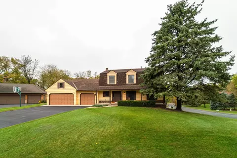 1138 Tiffany Pt, Eagan, MN 55123