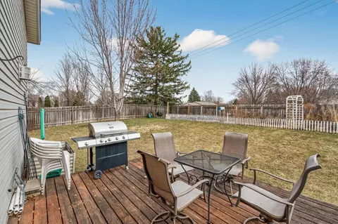 Exterior - 7904 110th Pl N, Champlin, MN 55316 photo 6 of 6