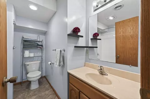 Bath - 7904 110th Pl N, Champlin, MN 55316 photo 2 of 3