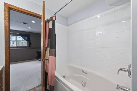 Bath - 7904 110th Pl N, Champlin, MN 55316 photo 3 of 3