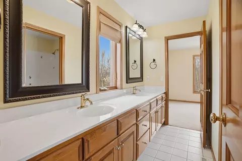 Bath - 3050 Becker Rd, Independence, MN 55359 photo 3 of 3