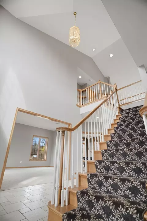 Entry Way - 3050 Becker Rd, Independence, MN 55359 photo 3 of 6