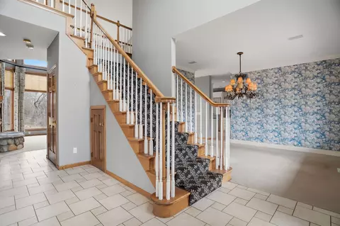 Entry Way - 3050 Becker Rd, Independence, MN 55359 photo 4 of 6
