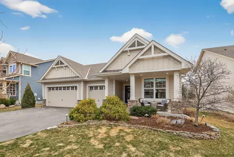 3625 Strawberry Ln, Excelsior, MN 55331
