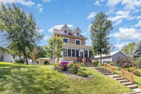 204 Fir Ave NW, Montgomery, MN 56069