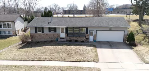 2340 4th Ave NW, Rochester, MN 55901