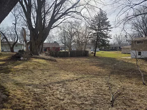 2205 Milo Ave, Albert Lea, MN 56007 photo 4