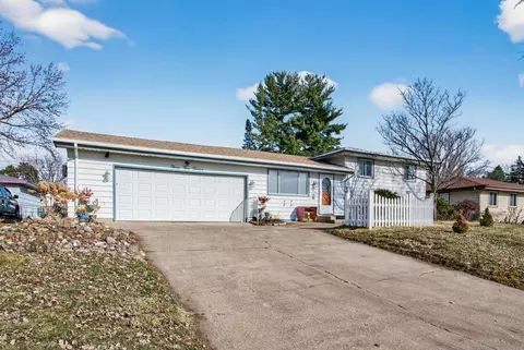 3512 Mcknight Rd N, White Bear Lake, MN 55110