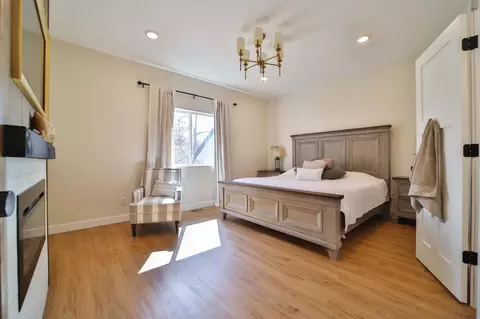 Bedroom - 13792 Oakwood Dr, Baxter, MN 56425 photo 1 of 9