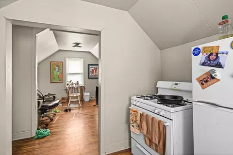 Entry Way - 902 N 11th Ave E, Duluth, MN 55805 photo 1 of 1