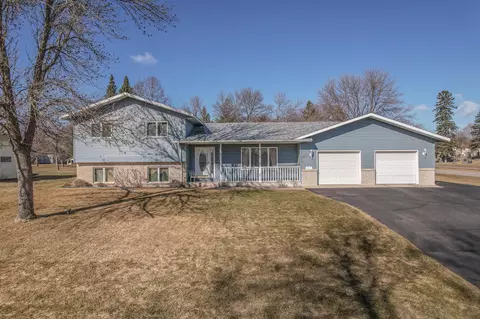 2407 Tranquility Dr, Saint Cloud, MN 56301