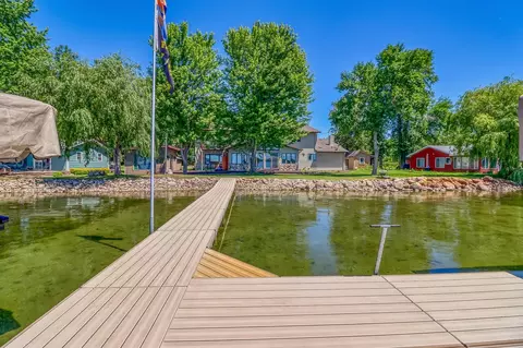 11494 Ravenswood Beach Rd, Detroit Lakes, MN 56501